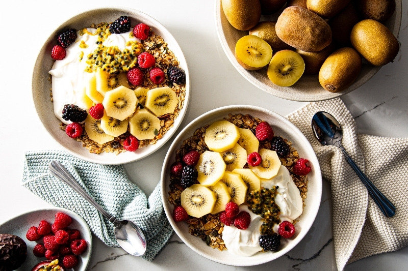 Gold Kiwifruit Breakfast